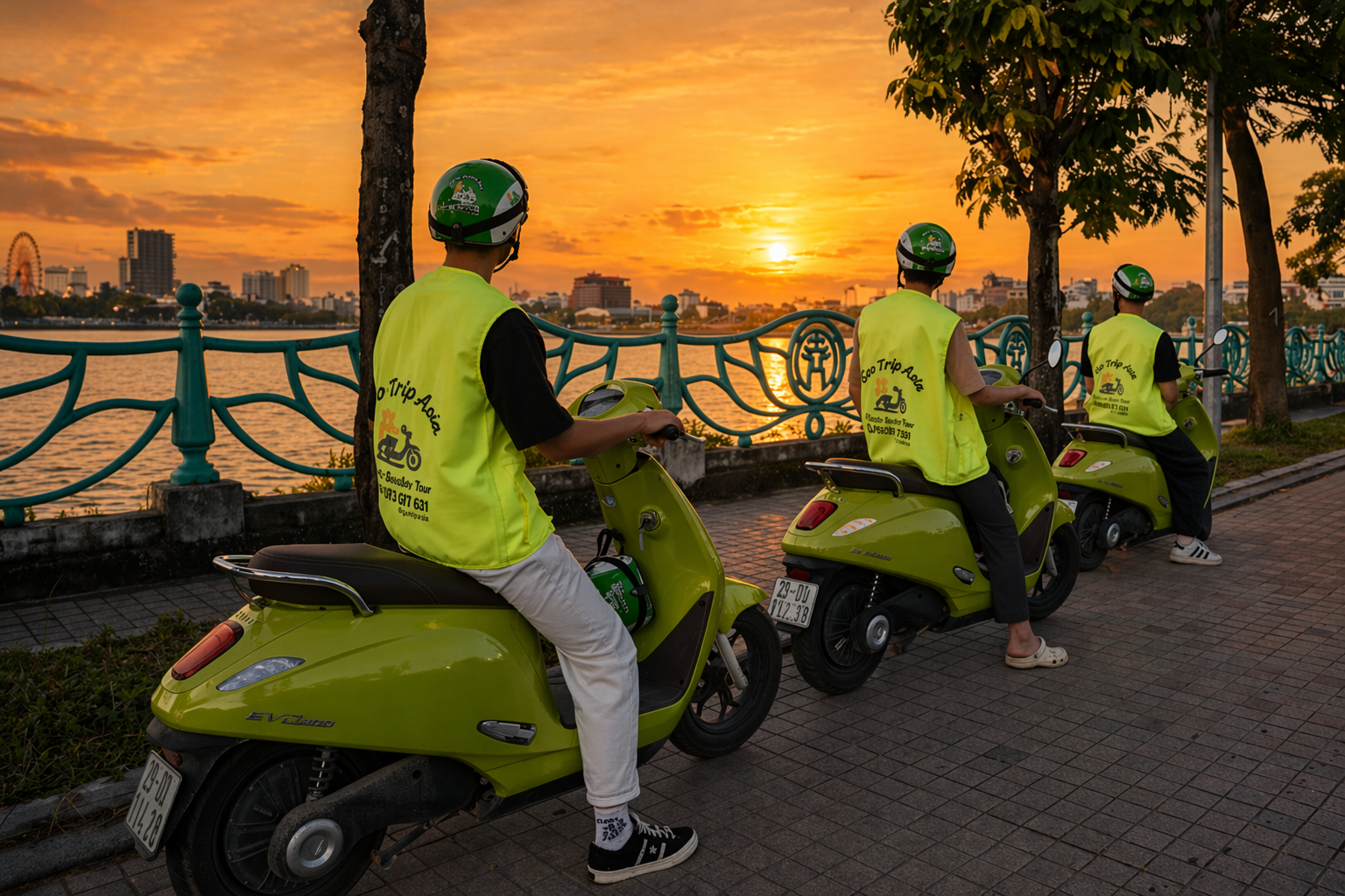 Hanoi West Lake E-Bike Tour: Sunset & Pagoda Sightseeing
